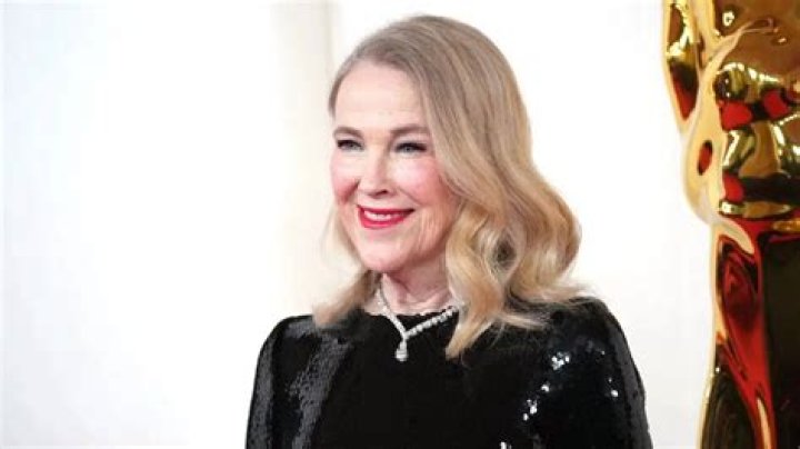 Catherine O'Hara Net Worth: Get The Inside Scoop!