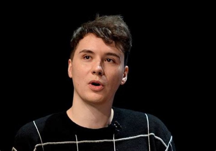 Dan Howell Net Worth | BlogPaper