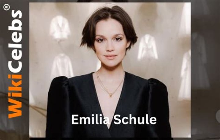 Emilia Schule Wiki, Age, Height, Boyfriend, Net Worth, Parents & More ·