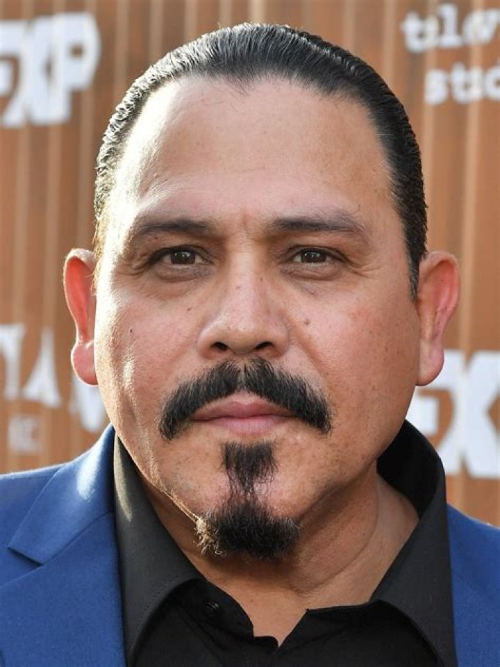 Emilio Rivera - Bio, Age, net worth, height, Wiki, Facts and Family ·