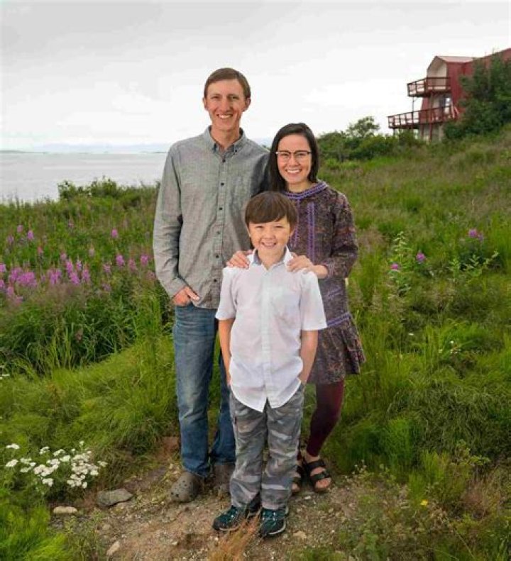 Erik Salitan Wiki, Age, Married, Net Worth, Son, Hometown ·