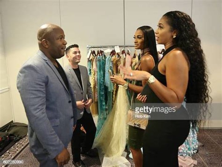 Is Darnell Nicole Still Married?