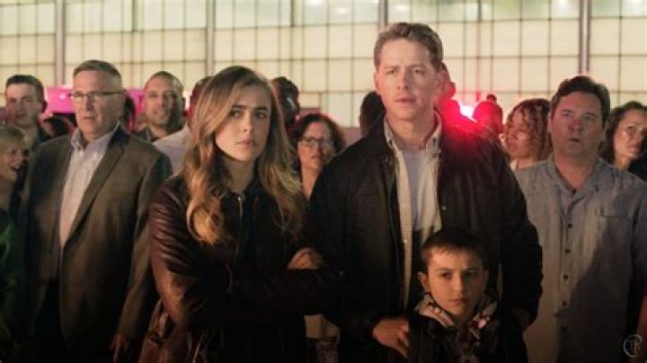 Is Flight 828 A True Story? Celebrity ·