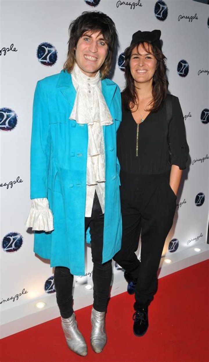 Is Noel Fielding married? Celebrity.fm #1 Official Stars, Business & People Network, Wiki, S ·