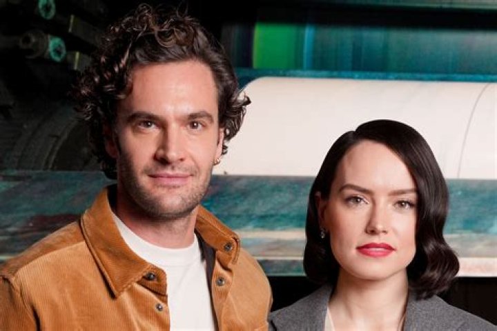 Is Tom Bateman Related To Jason Bateman? Who Is The Thirteen Lives Actor’s Wife?