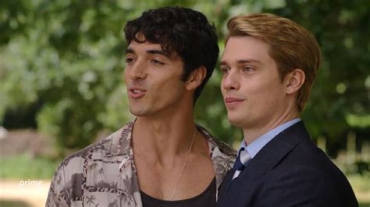 Unveiling Taylor Zakhar Perez's Captivating Performance In "Minx"