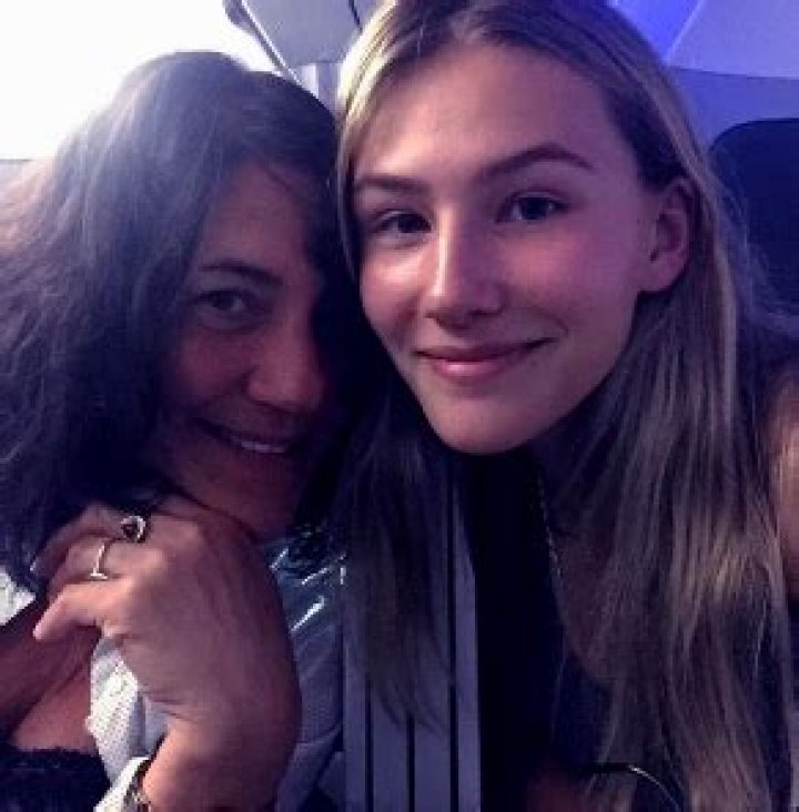Who Is Sosie Hublitz In Ozark? How Is She Related To Sofia Hublitz? ·